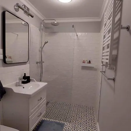 Nad Zalewem Klimatyzacja Apartment *